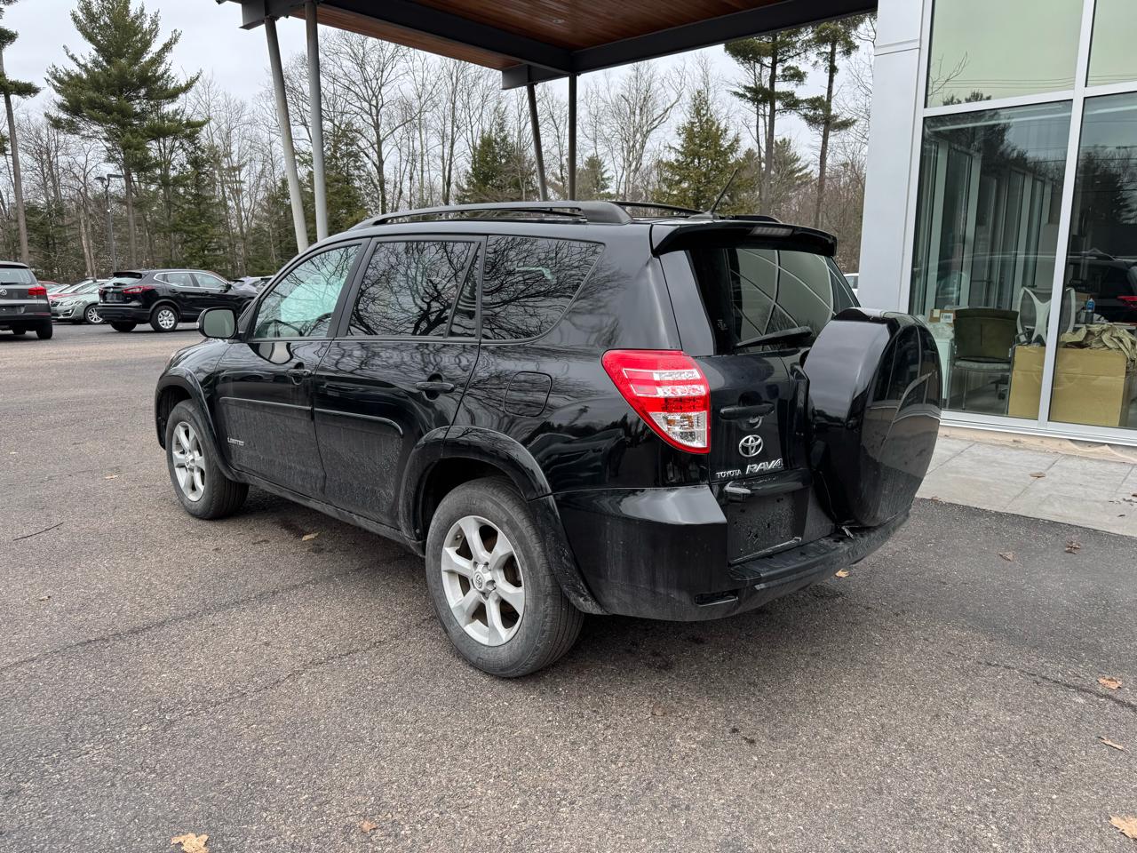 Toyota RAV4 Limited 4D Hardtop 4WD 2012