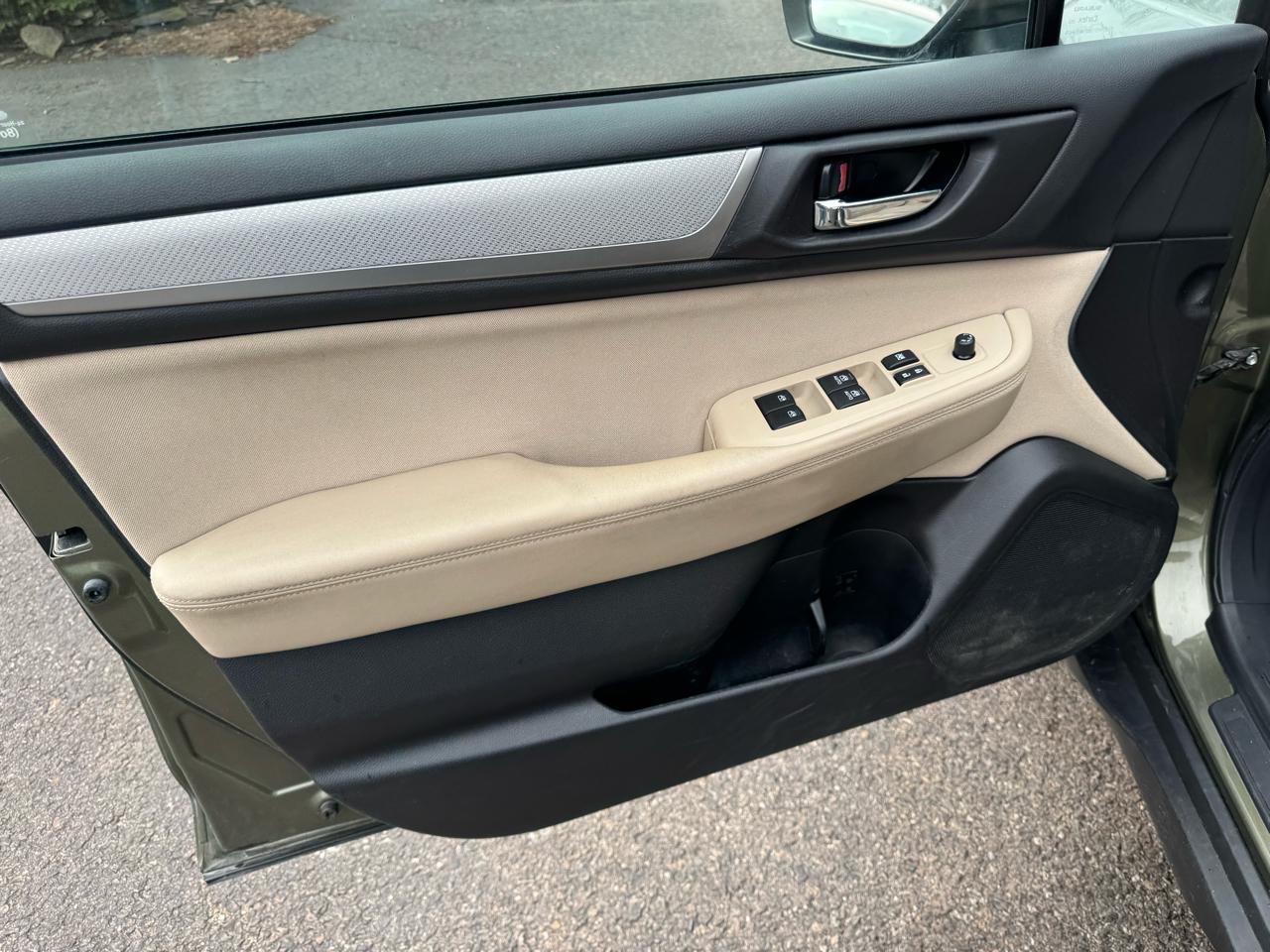 Subaru Outback Premium 4D Wagon 2017