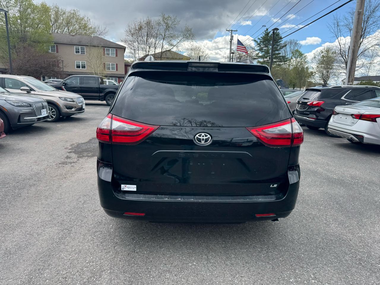 Toyota Sienna LE 5D Wagon 8 Pass 2020
