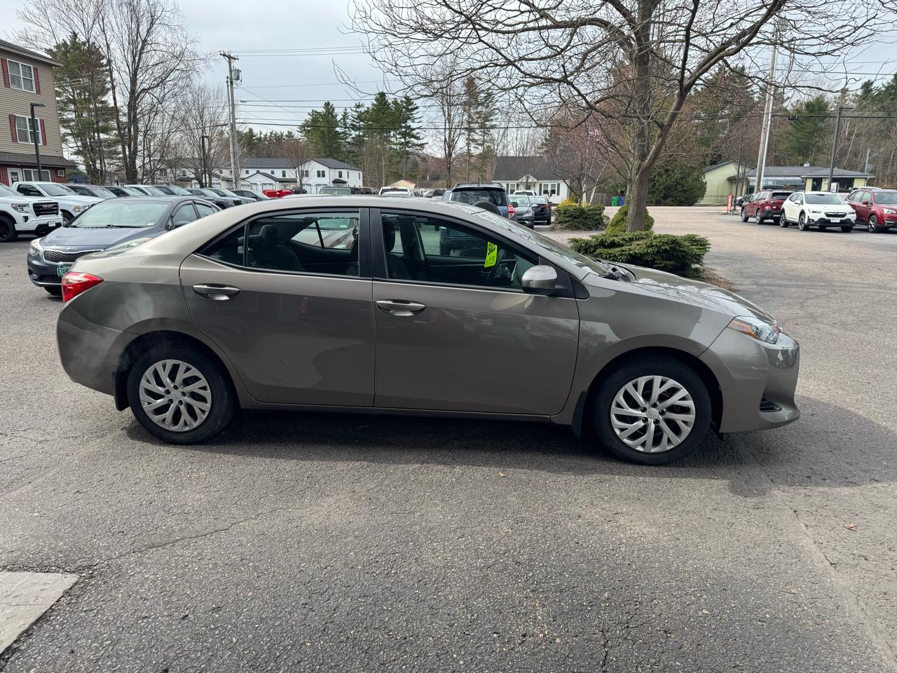 Toyota Corolla LE 4D Sedan at 2019