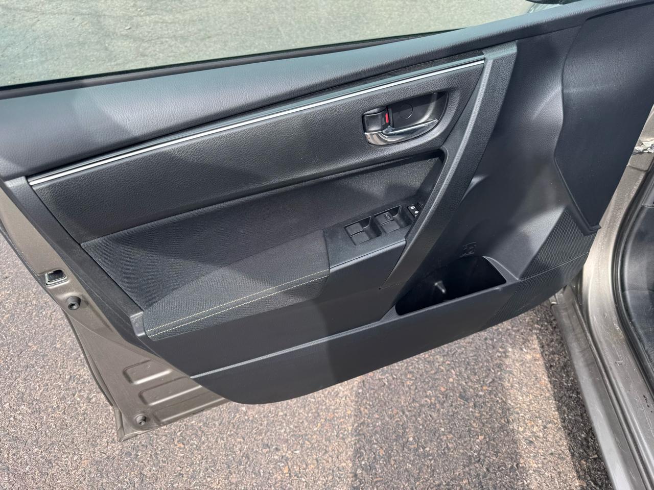 Toyota Corolla LE 4D Sedan at 2019