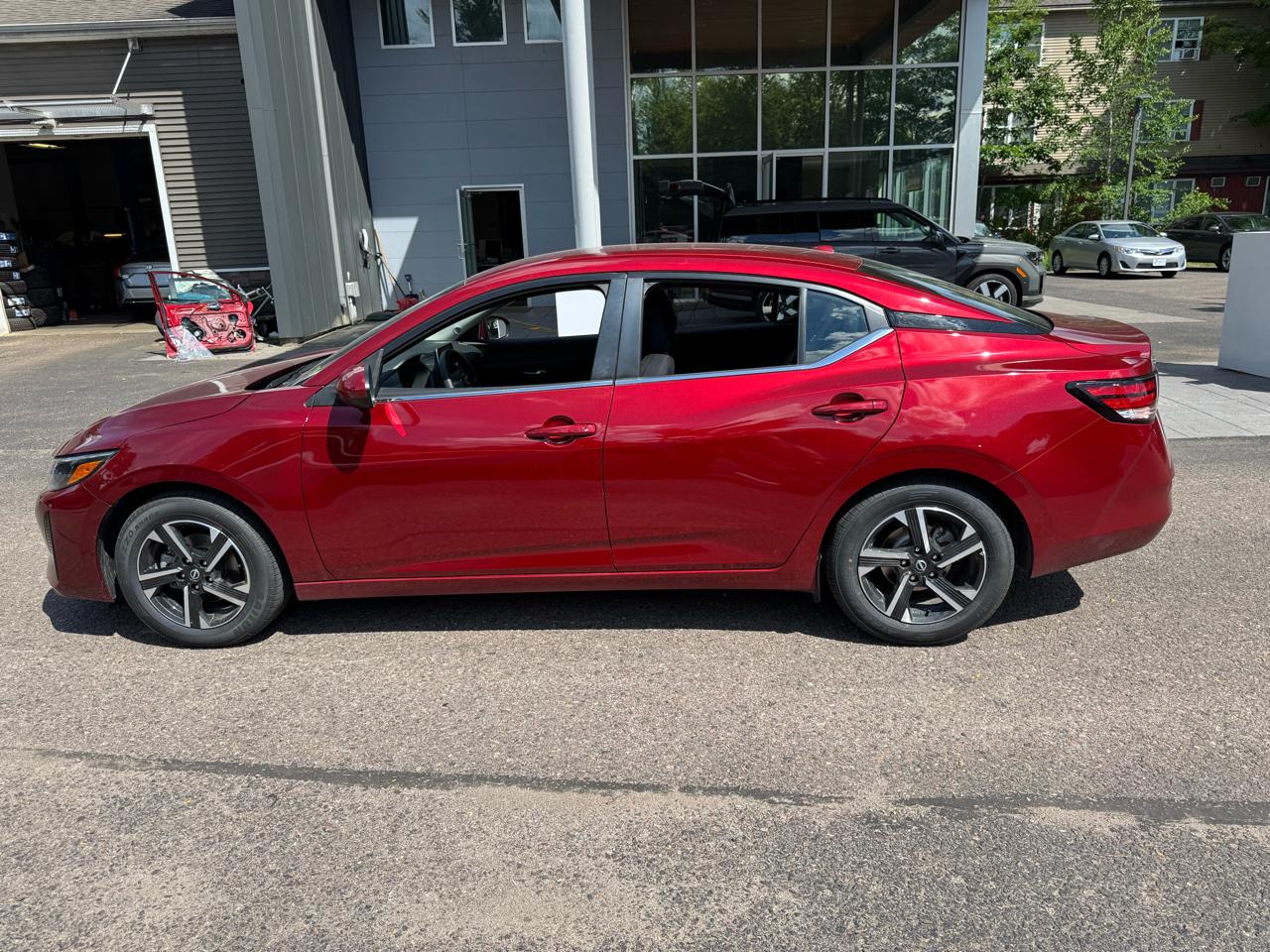 Nissan Sentra SV 4D Sedan 2024