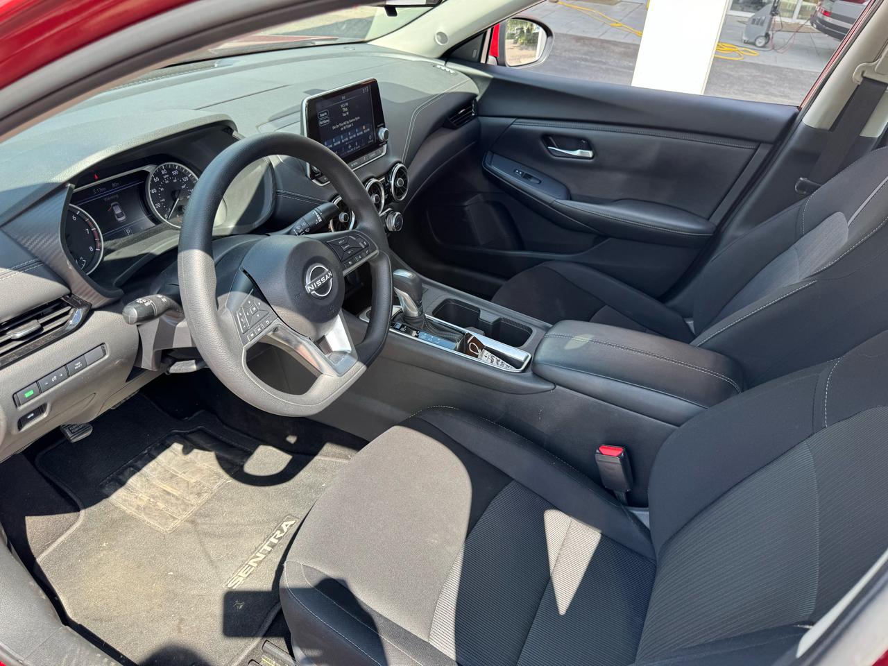 Nissan Sentra SV 4D Sedan 2024