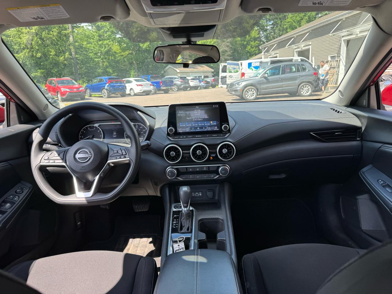 Nissan Sentra SV 4D Sedan 2024