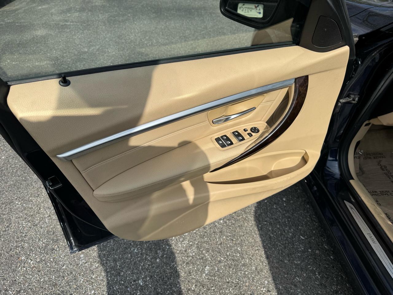 BMW 3-Series 328xi 4D Sedan 2016