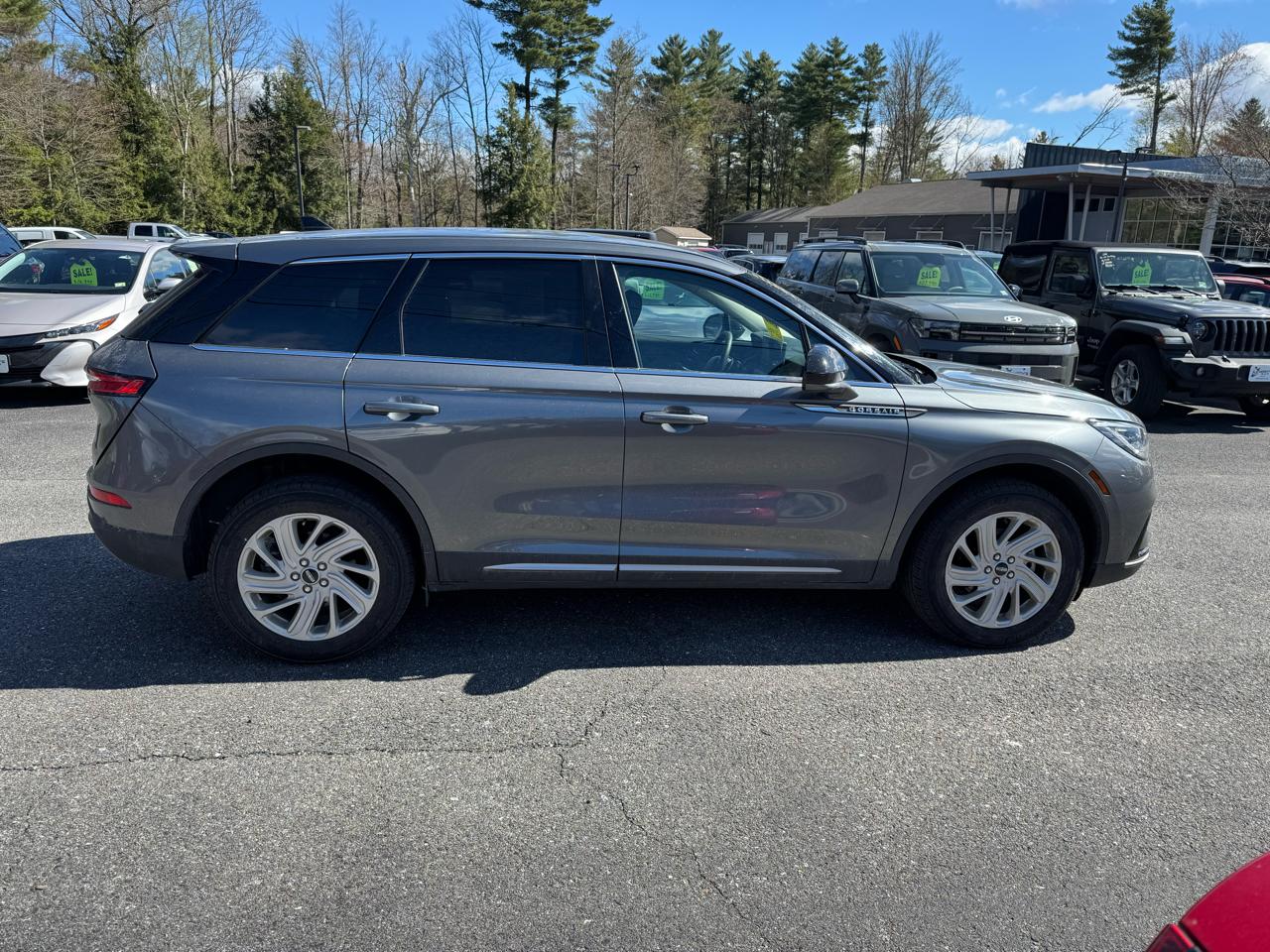 Lincoln Corsair Premiere 4D SUV AWD 2024
