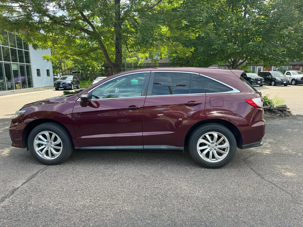 Acura RDX Base 4D SUV AWD 2017
