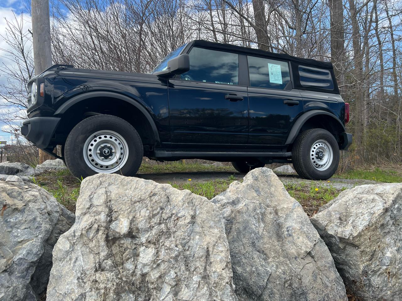 Ford Bronco Base 4D SUV 2022