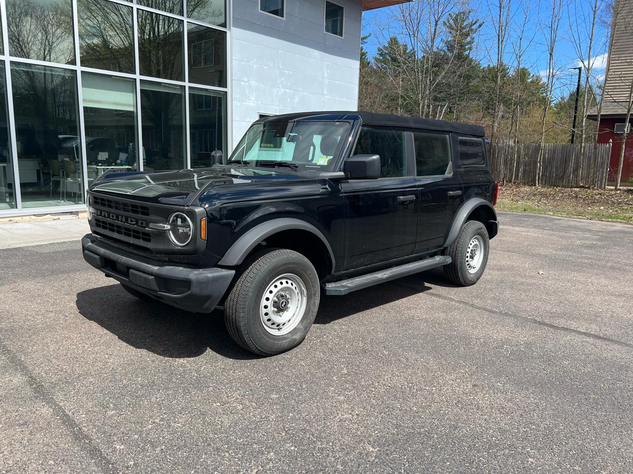 Ford Bronco Base 4D SUV 2022