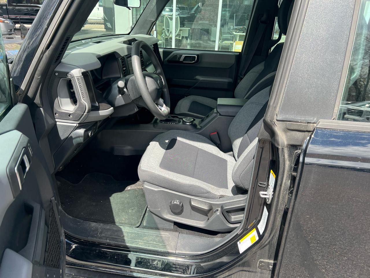 Ford Bronco Base 4D SUV 2022