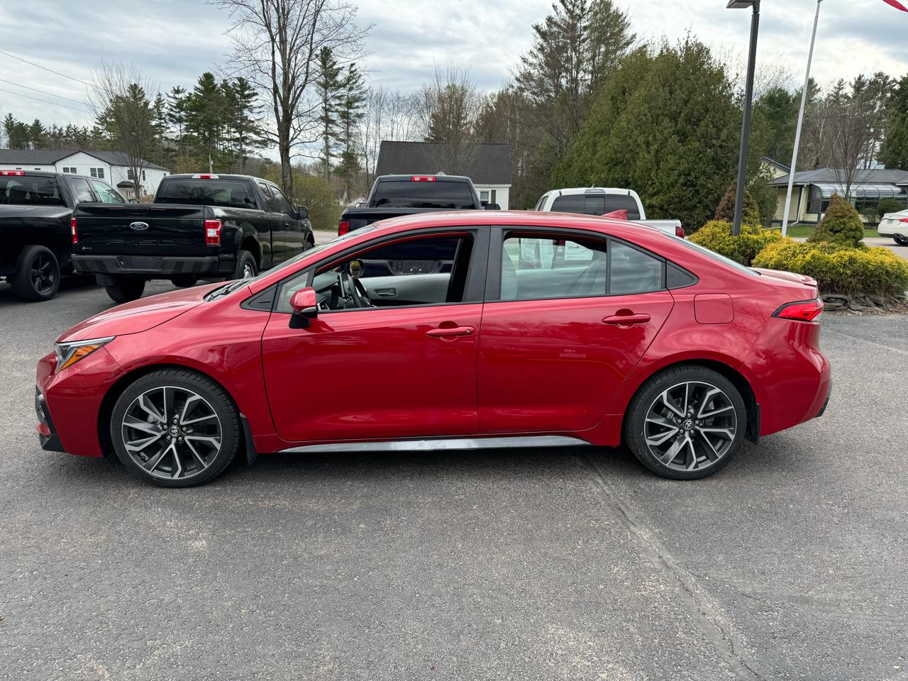 Toyota Corolla SE 4D Sedan at 2020