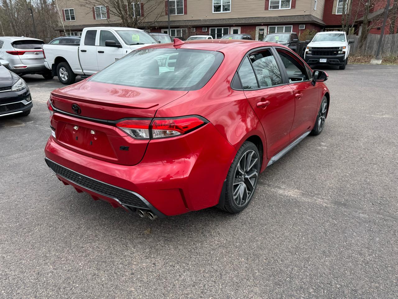 Toyota Corolla SE 4D Sedan at 2020