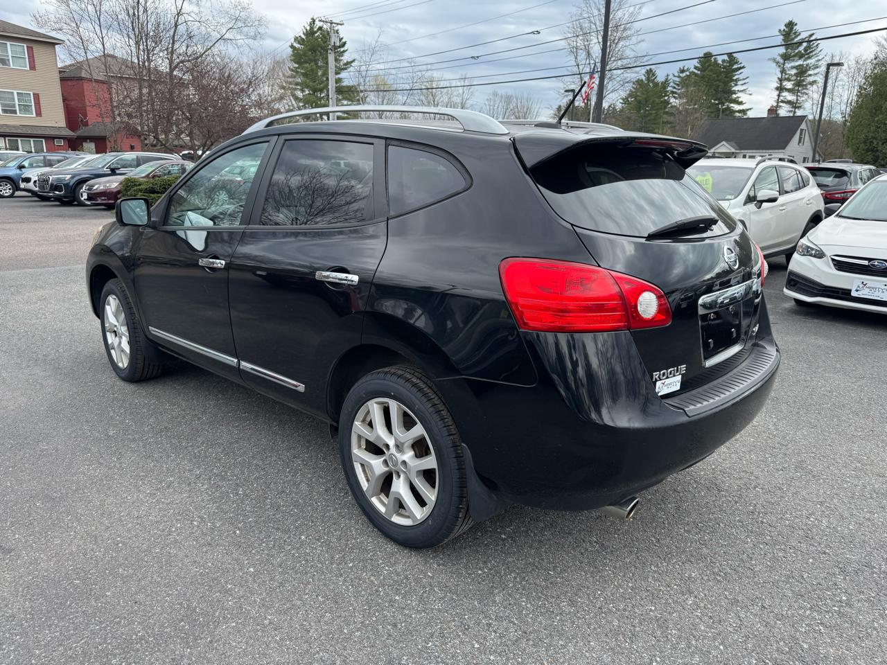 Nissan Rogue SL 4D SUV AWD 2013