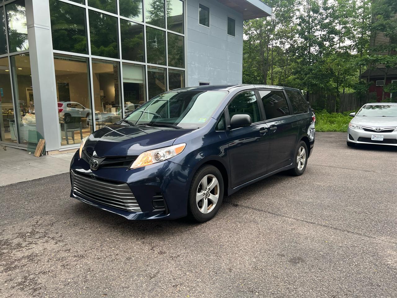 Toyota Sienna L 5D Wagon 7 Pass 2020