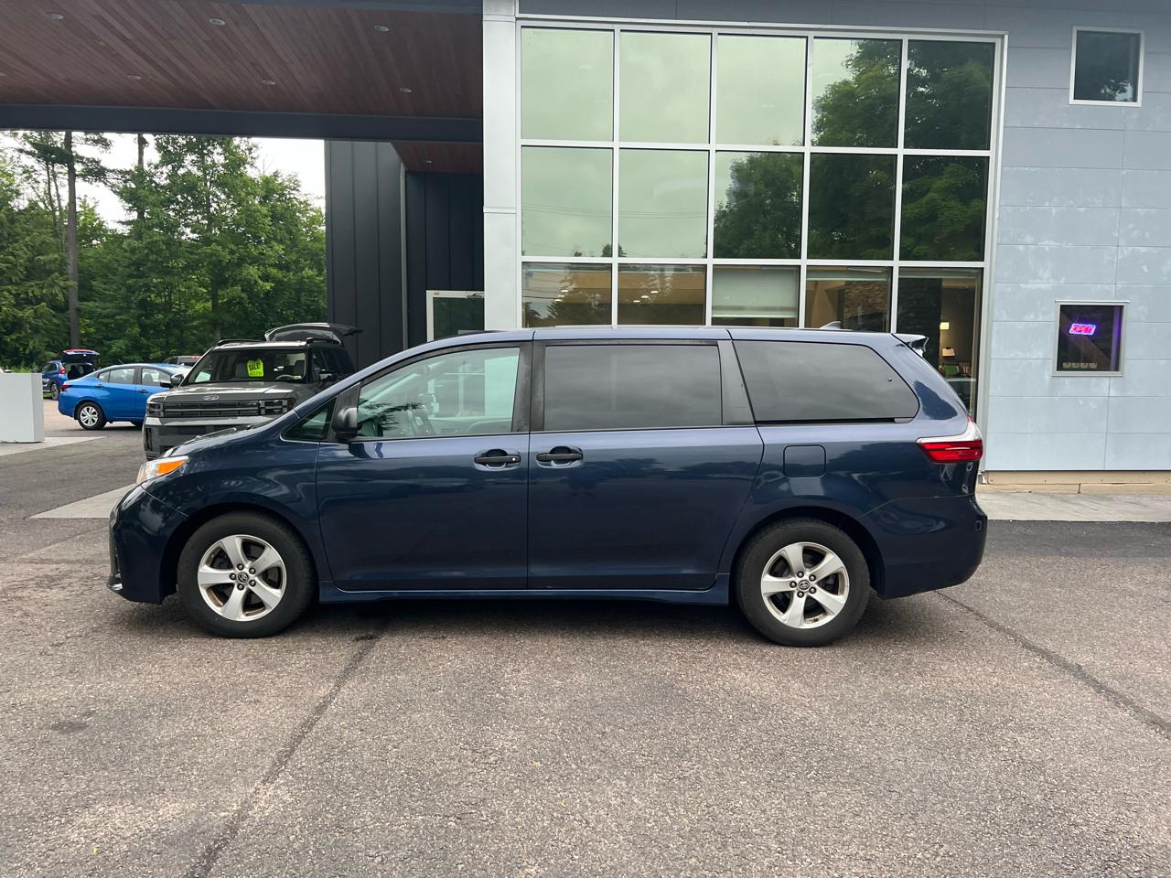 Toyota Sienna L 5D Wagon 7 Pass 2020