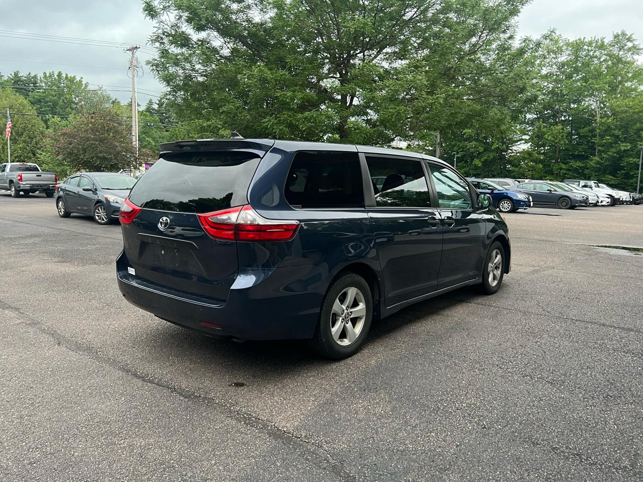 Toyota Sienna L 5D Wagon 7 Pass 2020