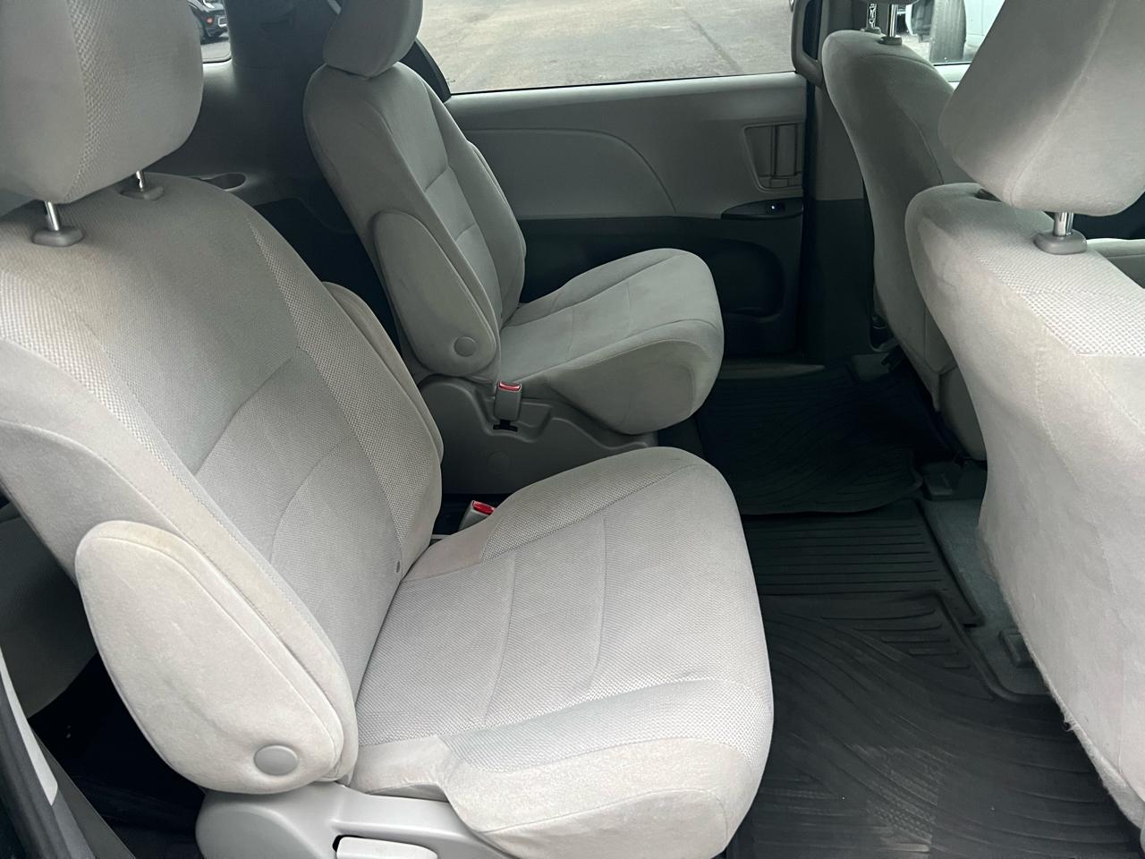 Toyota Sienna L 5D Wagon 7 Pass 2020