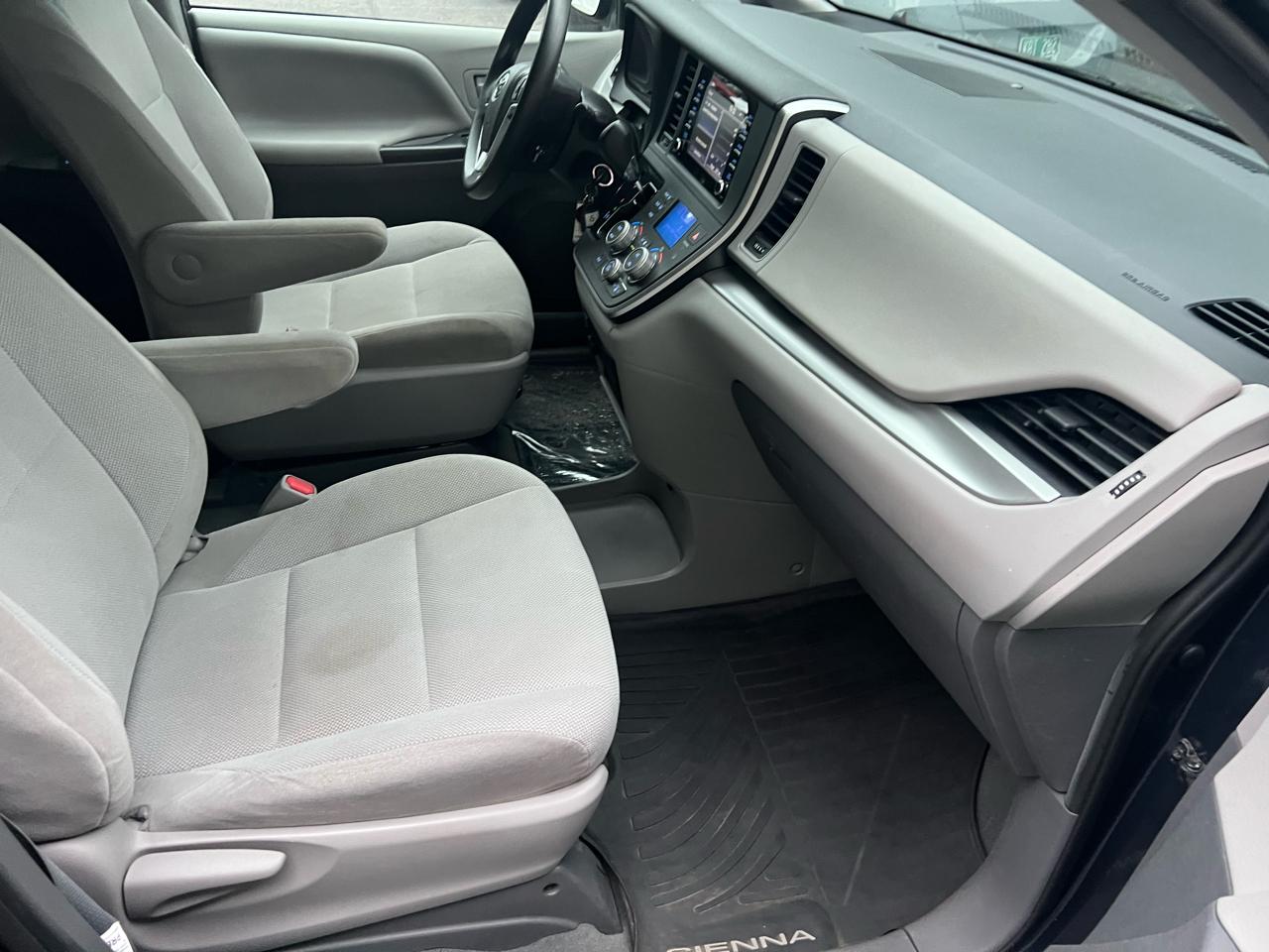 Toyota Sienna L 5D Wagon 7 Pass 2020