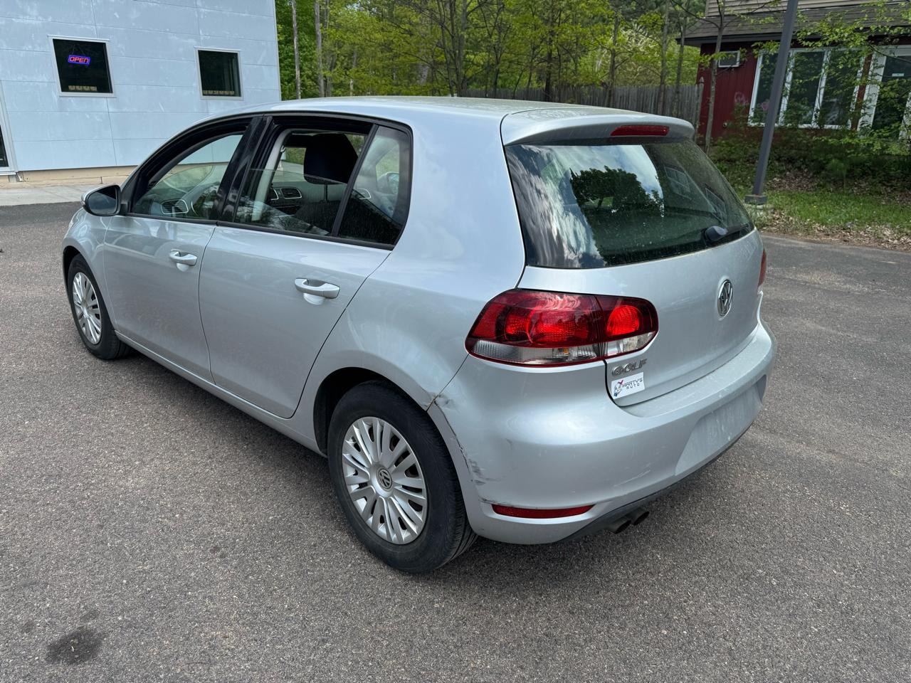 Volkswagen Golf Base 4D Hatchback 2013