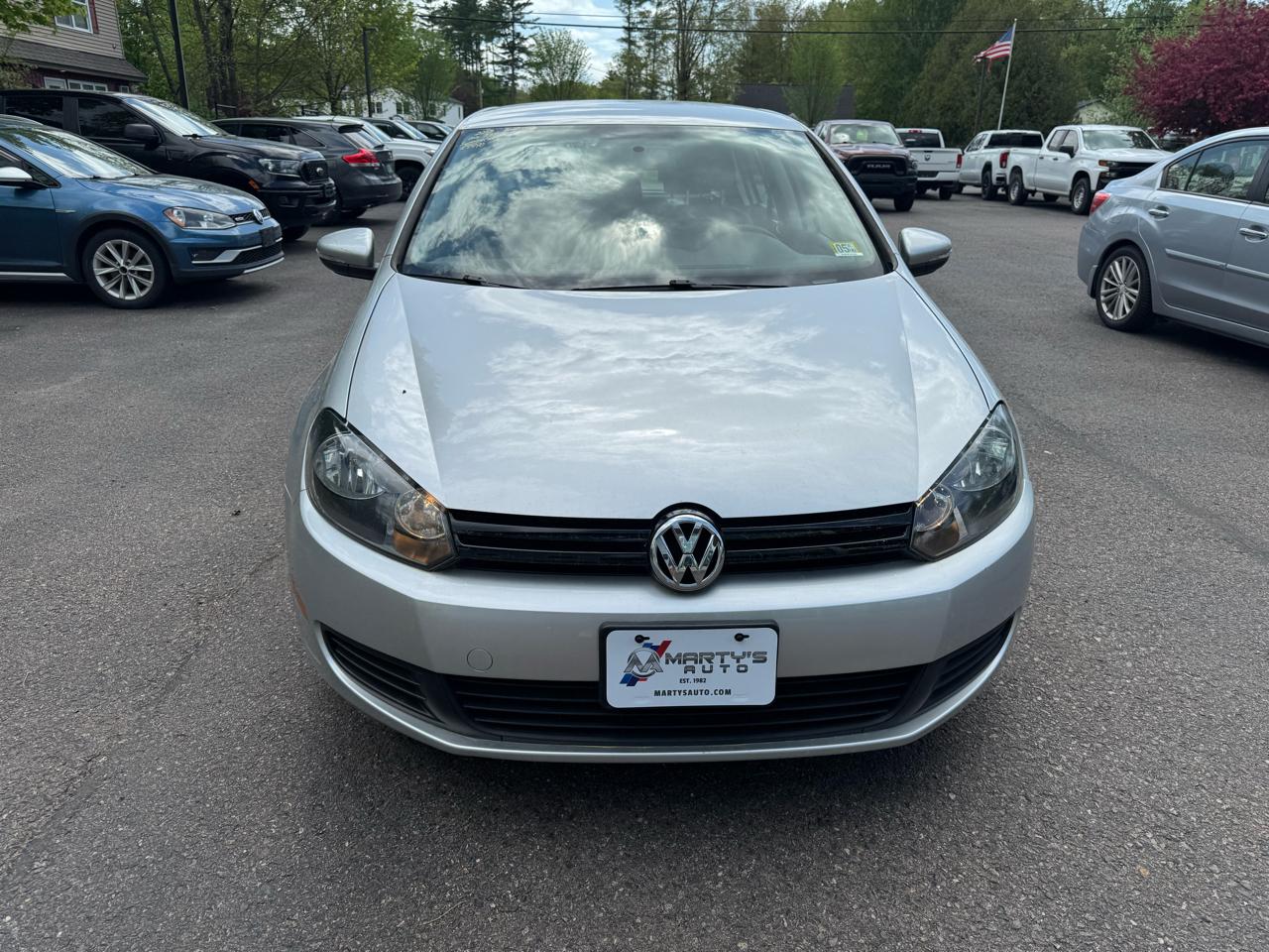 Volkswagen Golf Base 4D Hatchback 2013