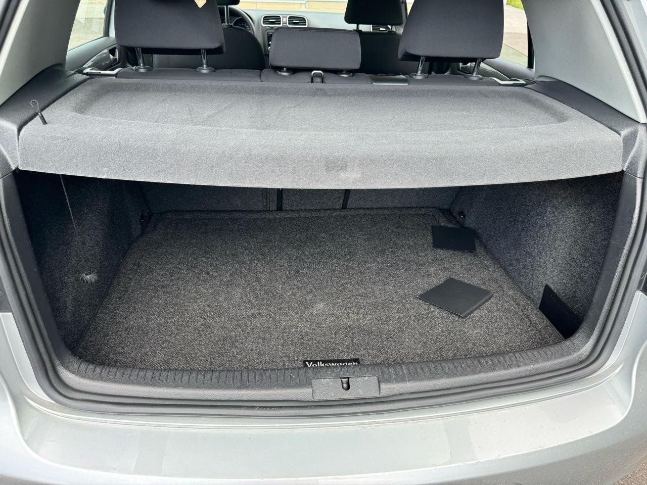 Volkswagen Golf Base 4D Hatchback 2013