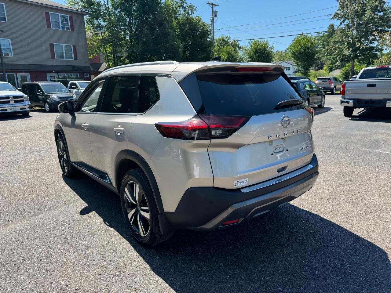 Nissan Rogue SL 4D SUV AWD 2023