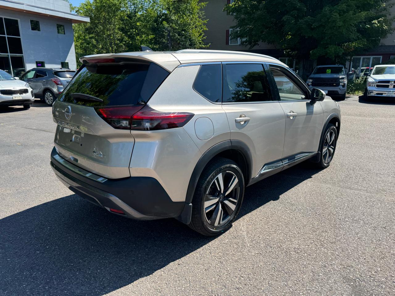 Nissan Rogue SL 4D SUV AWD 2023