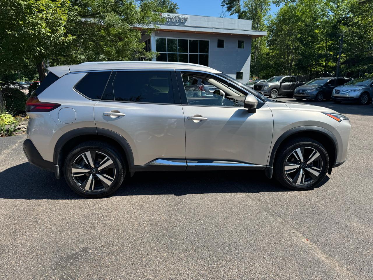 Nissan Rogue SL 4D SUV AWD 2023