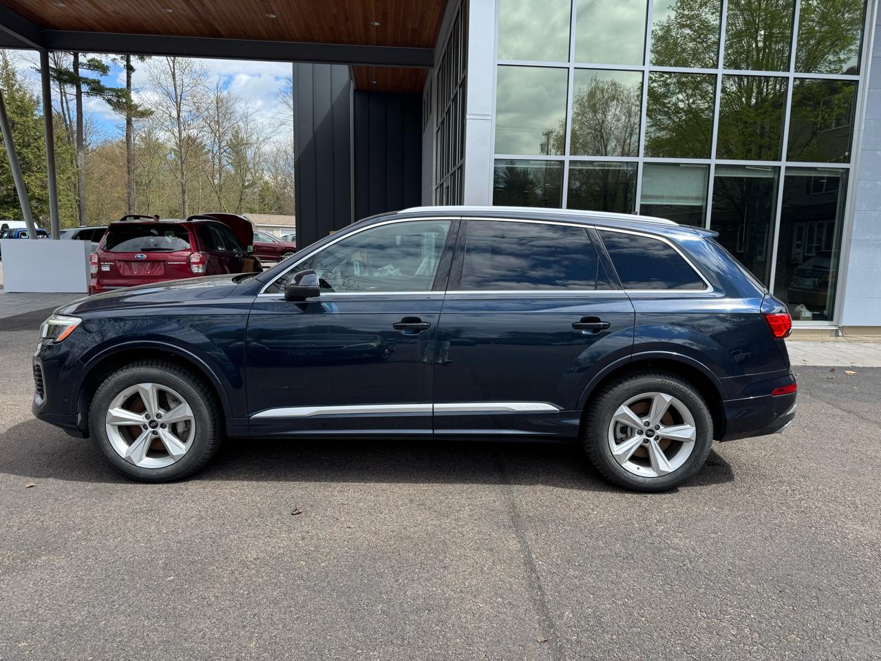 Audi Q7 Premium 55 4D SUV Qtro 3.0T 2025