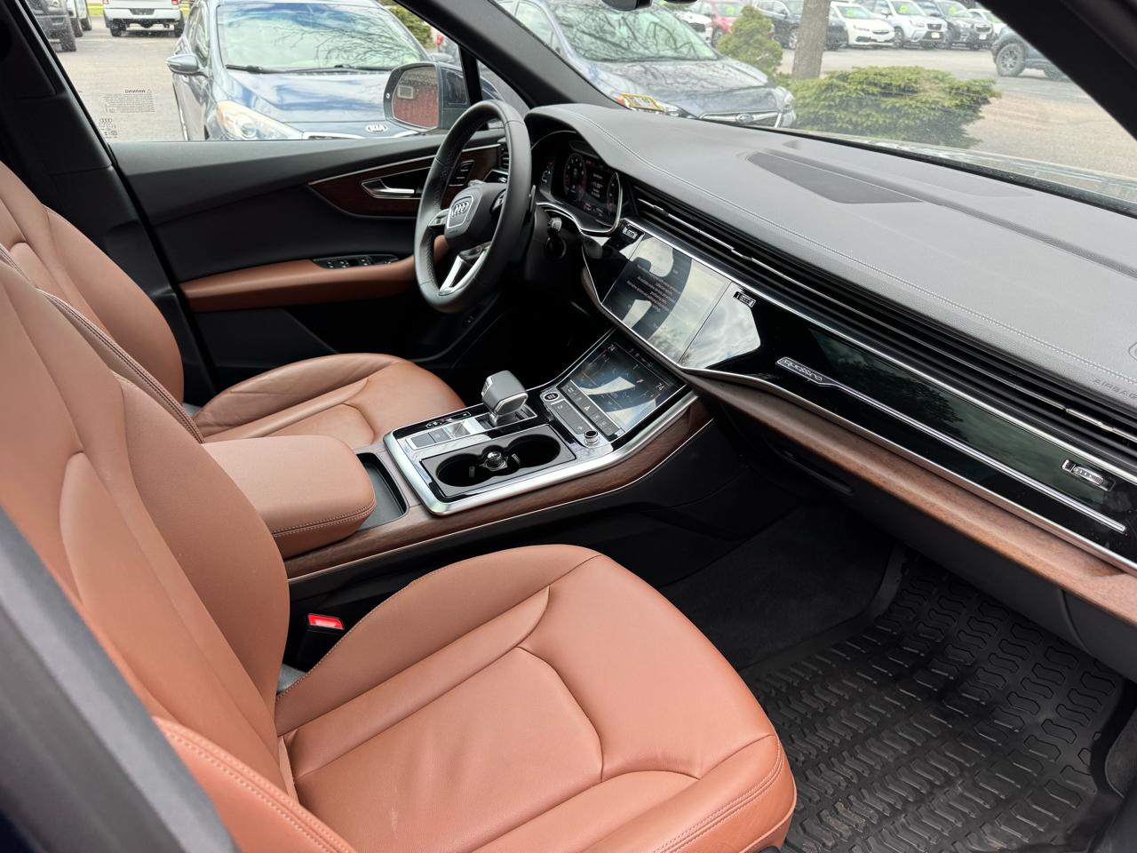 Audi Q7 Premium 55 4D SUV Qtro 3.0T 2025