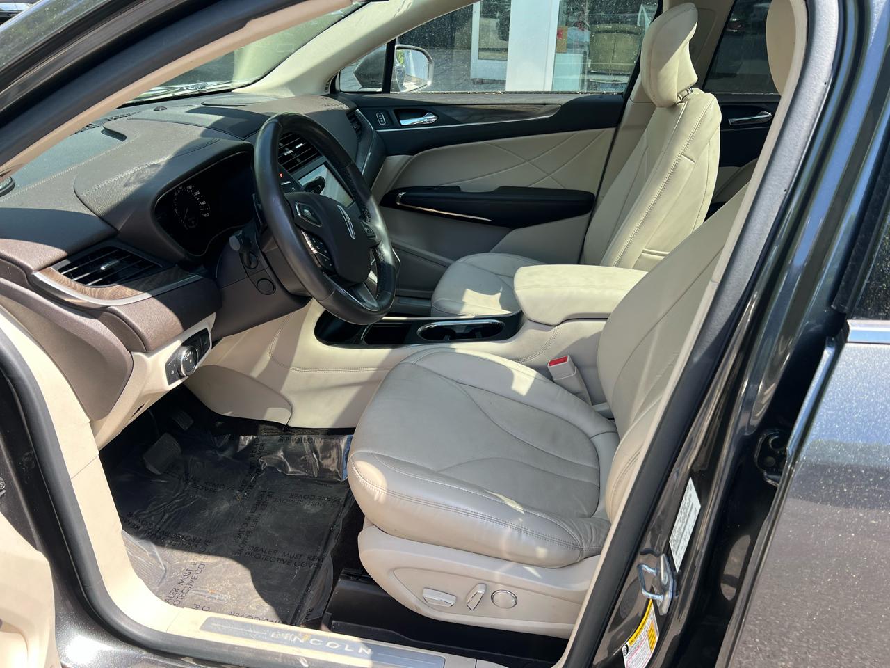Lincoln MKC Reserve 4D SUV AWD 2017