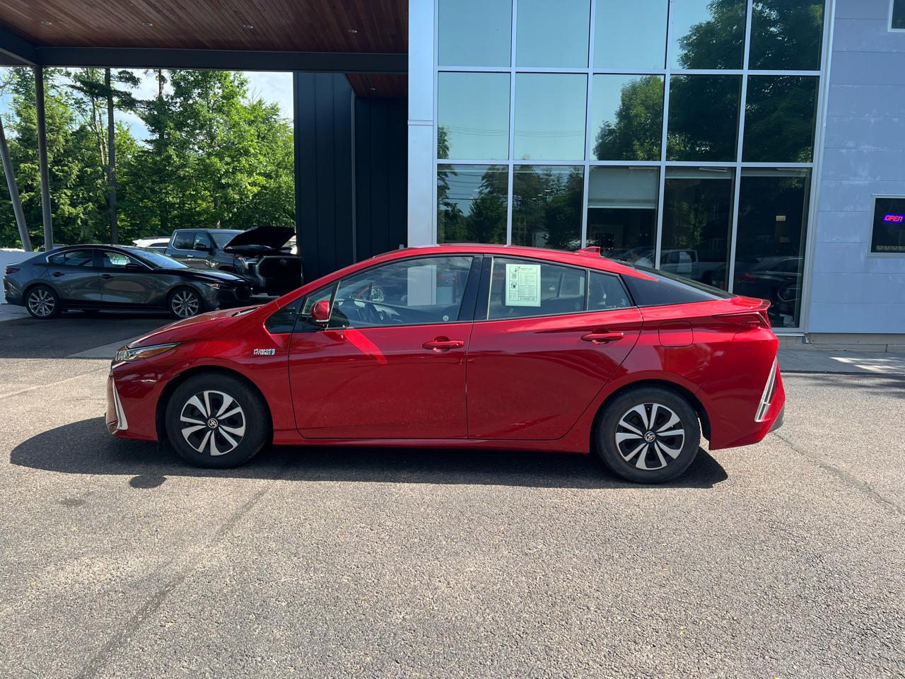 Toyota Prius Prime Premium 4D Hatchback 2018