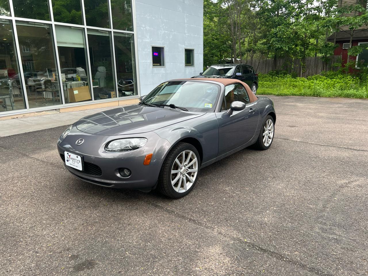 2006 Mazda MX-5 Miata Grand Touring's photo