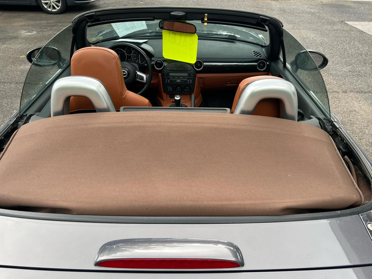 Mazda MX-5 Miata 2D Convertible 2006