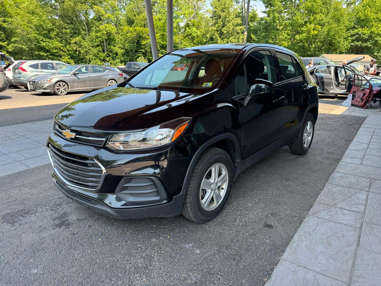 Chevrolet Trax LS 4D SUV AWD 2020