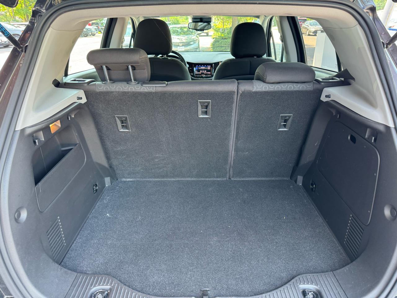 Chevrolet Trax LS 4D SUV AWD 2020