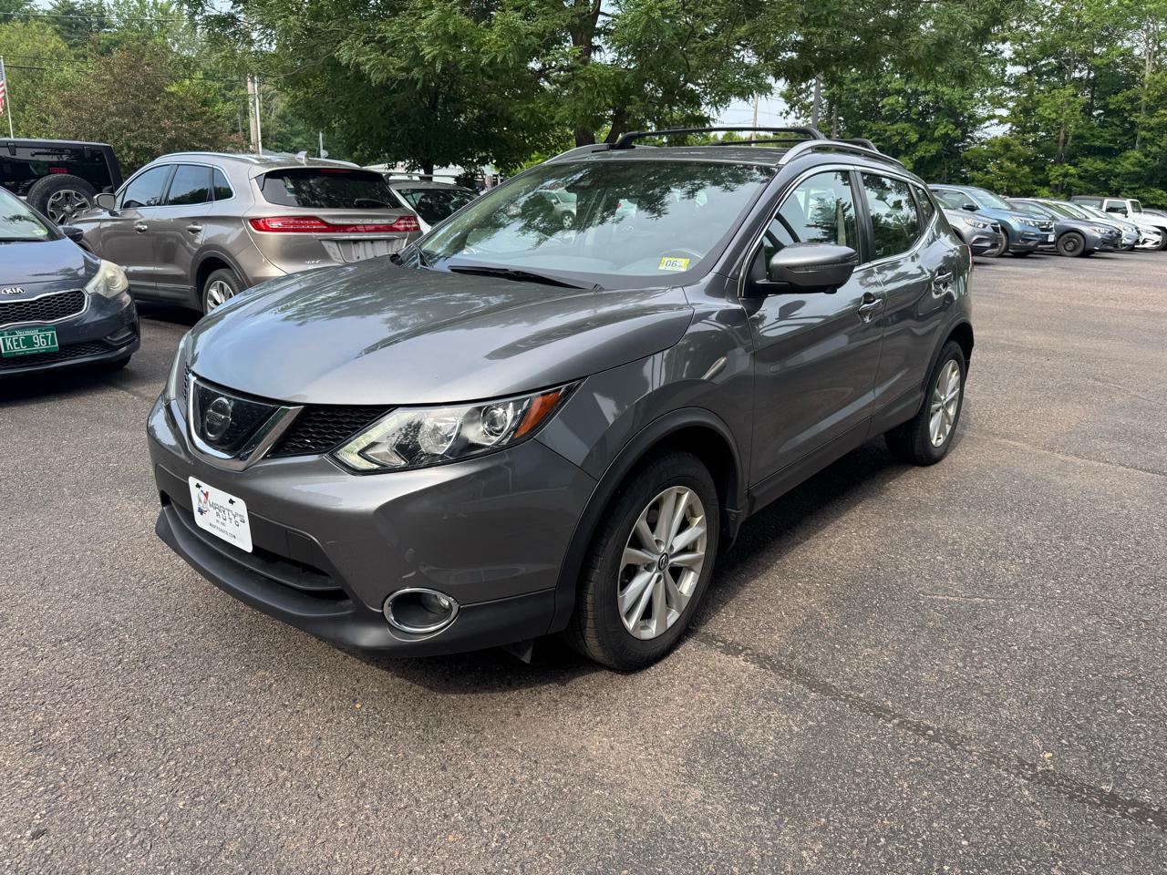 Nissan Rogue Sport SV 4D SUV AWD 2019