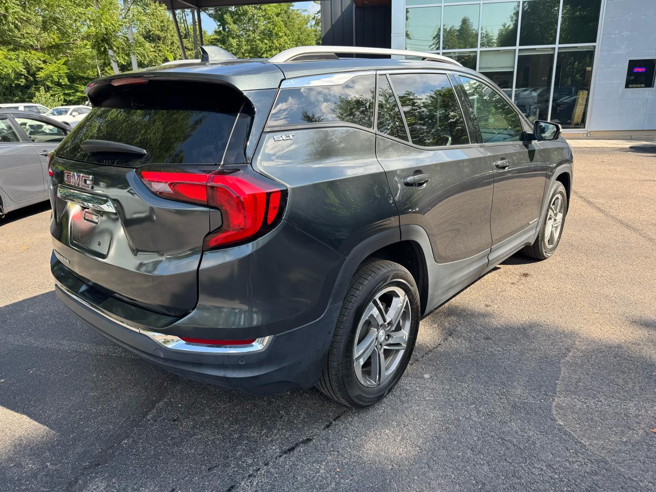 GMC Terrain SLT 4D SUV AWD 2021
