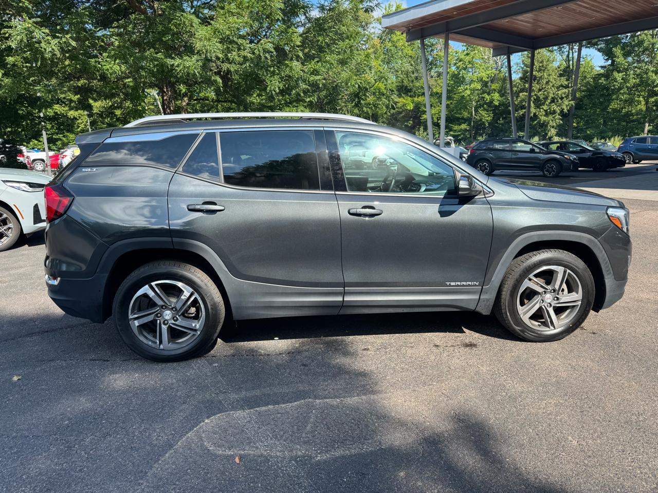 GMC Terrain SLT 4D SUV AWD 2021