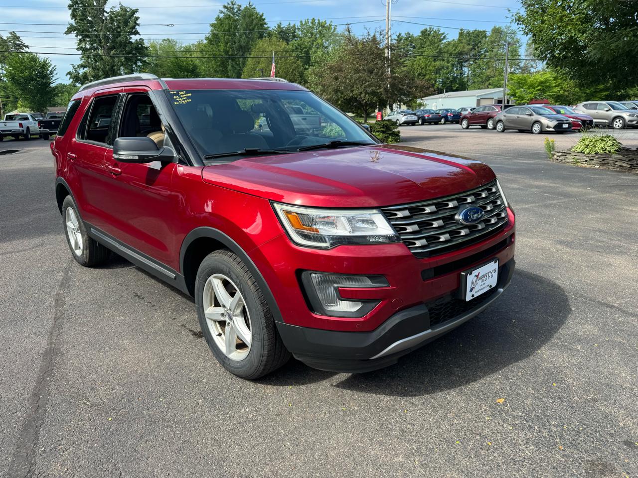 Ford Explorer XLT 4D SUV 4WD 2017