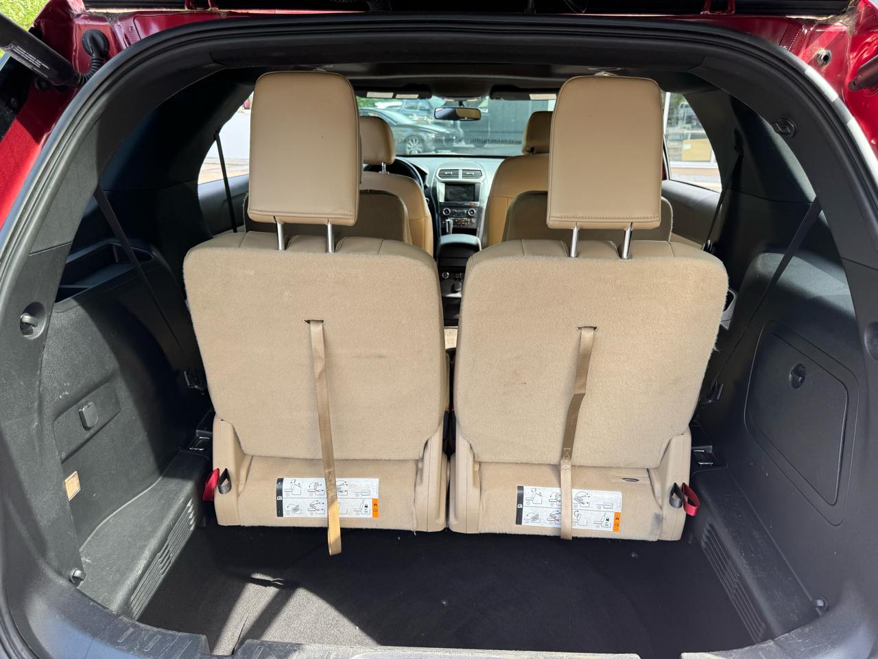Ford Explorer XLT 4D SUV 4WD 2017