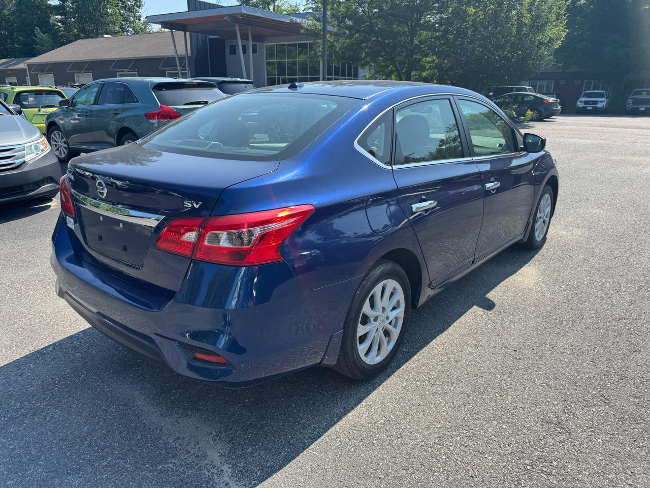 Nissan Sentra SV 4D Sedan 2018