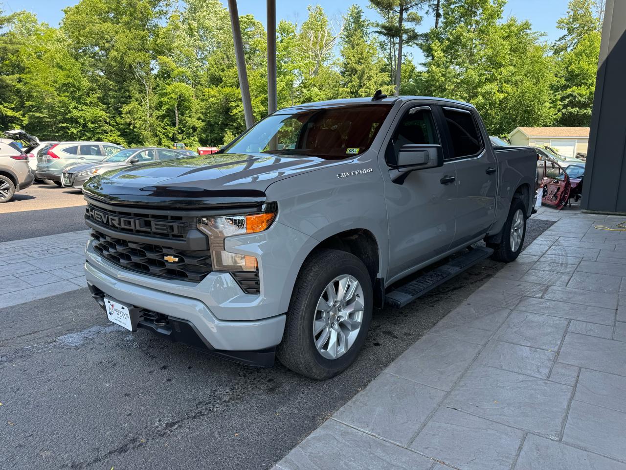2024 Chevrolet Silverado 1500 Custom Crew Cab 4WD SWB