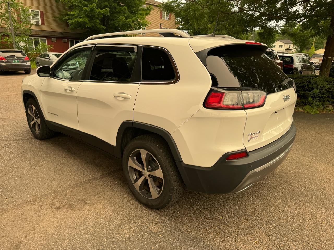 Jeep Cherokee Limited 4D SUV 4WD 2019