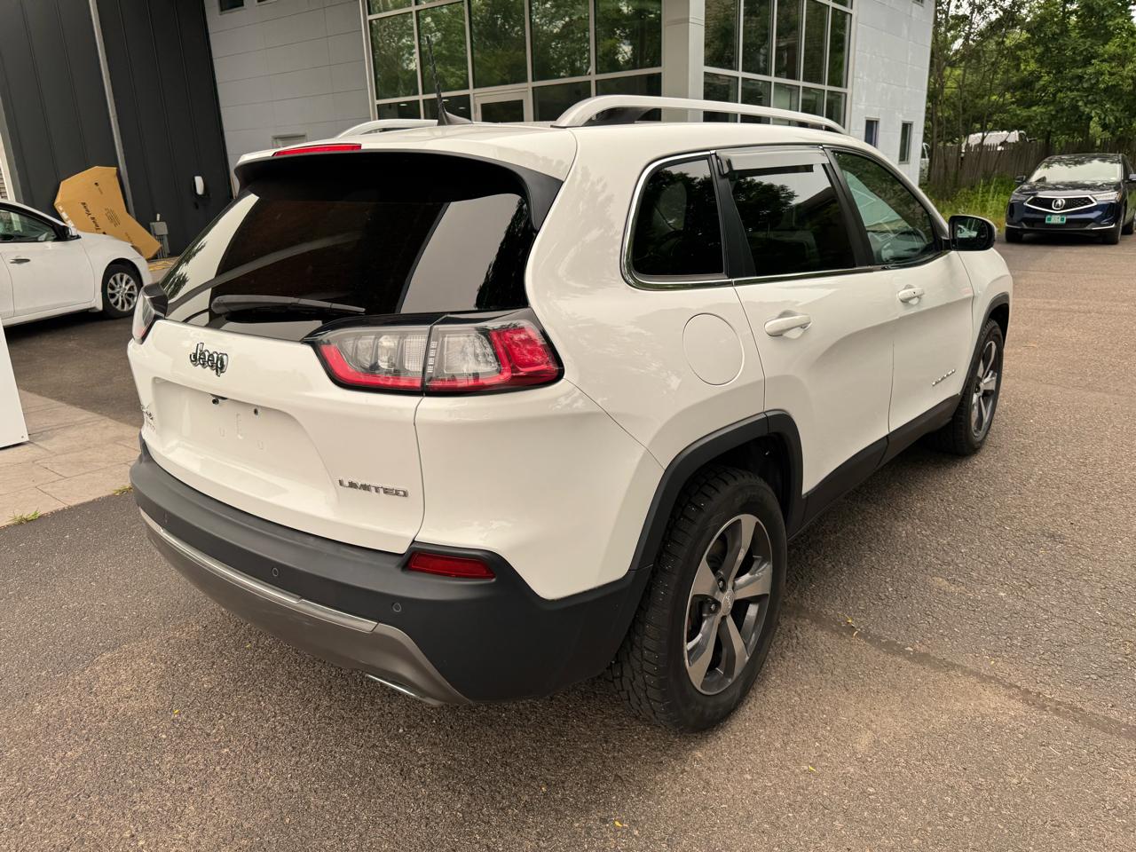 Jeep Cherokee Limited 4D SUV 4WD 2019