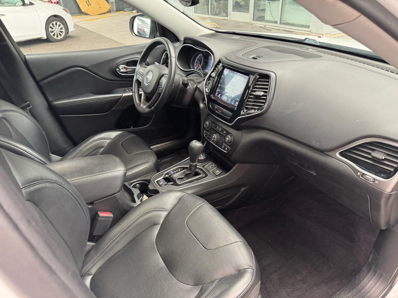 Jeep Cherokee Limited 4D SUV 4WD 2019