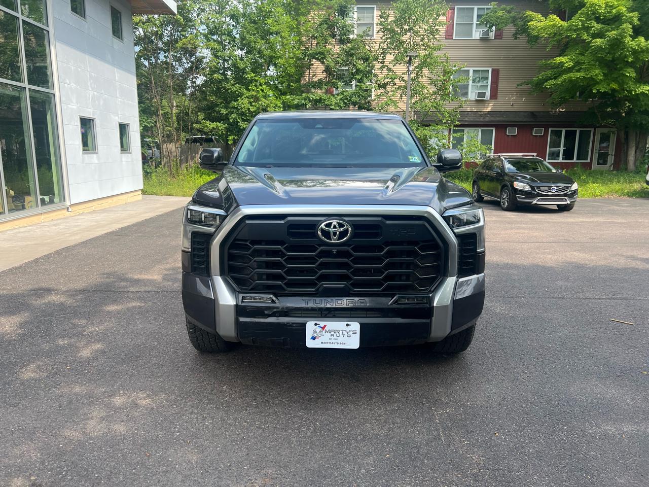Toyota Tundra Limited Crew Max 4WD SWB 2022