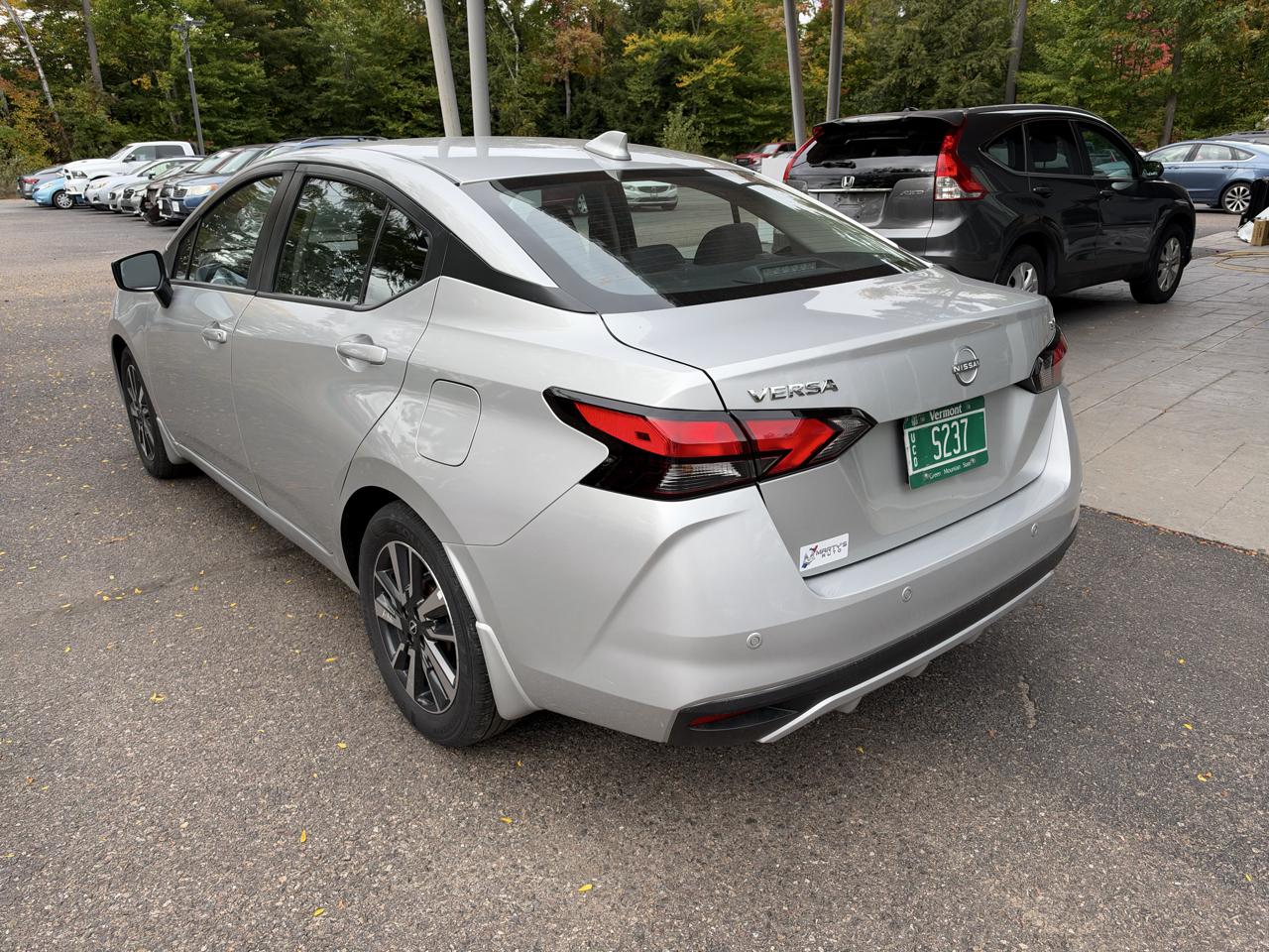 Nissan Versa SV 4D Sedan 2024