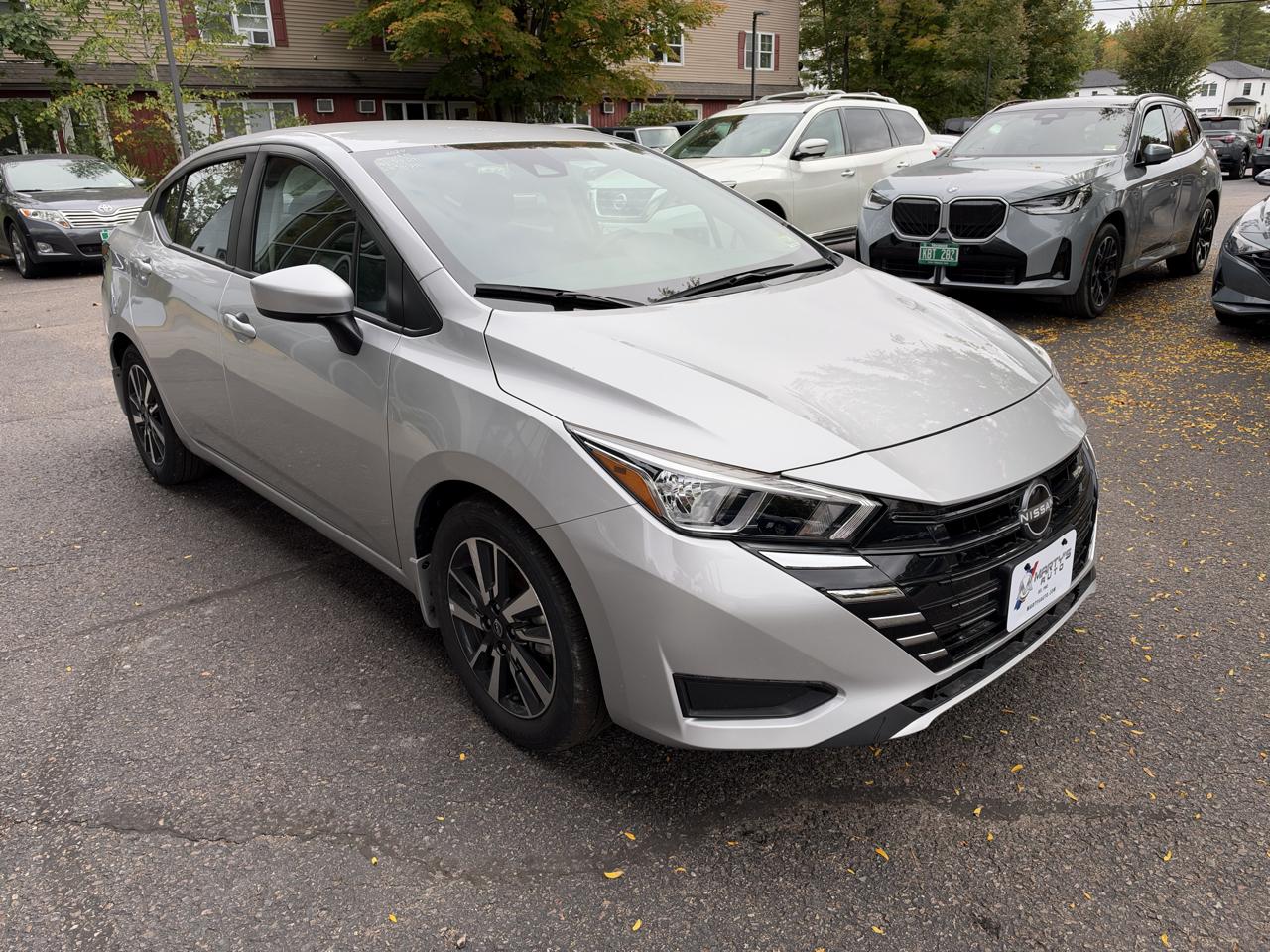 Nissan Versa SV 4D Sedan 2024
