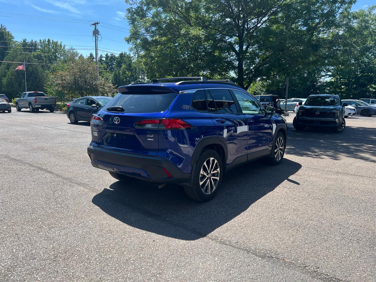 Toyota Corolla Cross XLE 4D SUV AWD 2025
